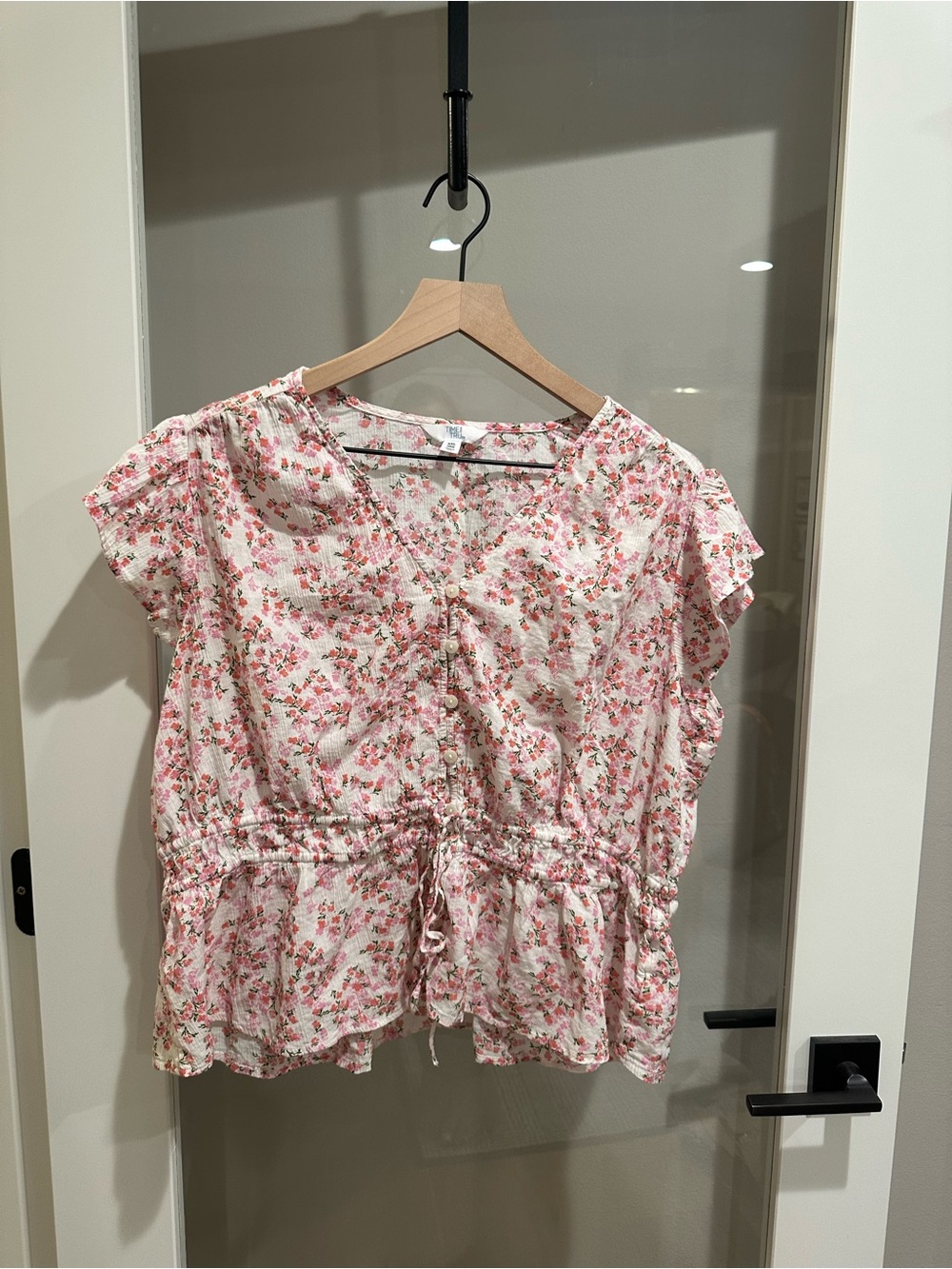 Time and Tru White and Pink Floral V-Neck Drawstring Peplum Blouse